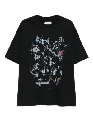 HELIOT EMIL Outline Logo Tシャツ | ブラック | FARFETCH JP