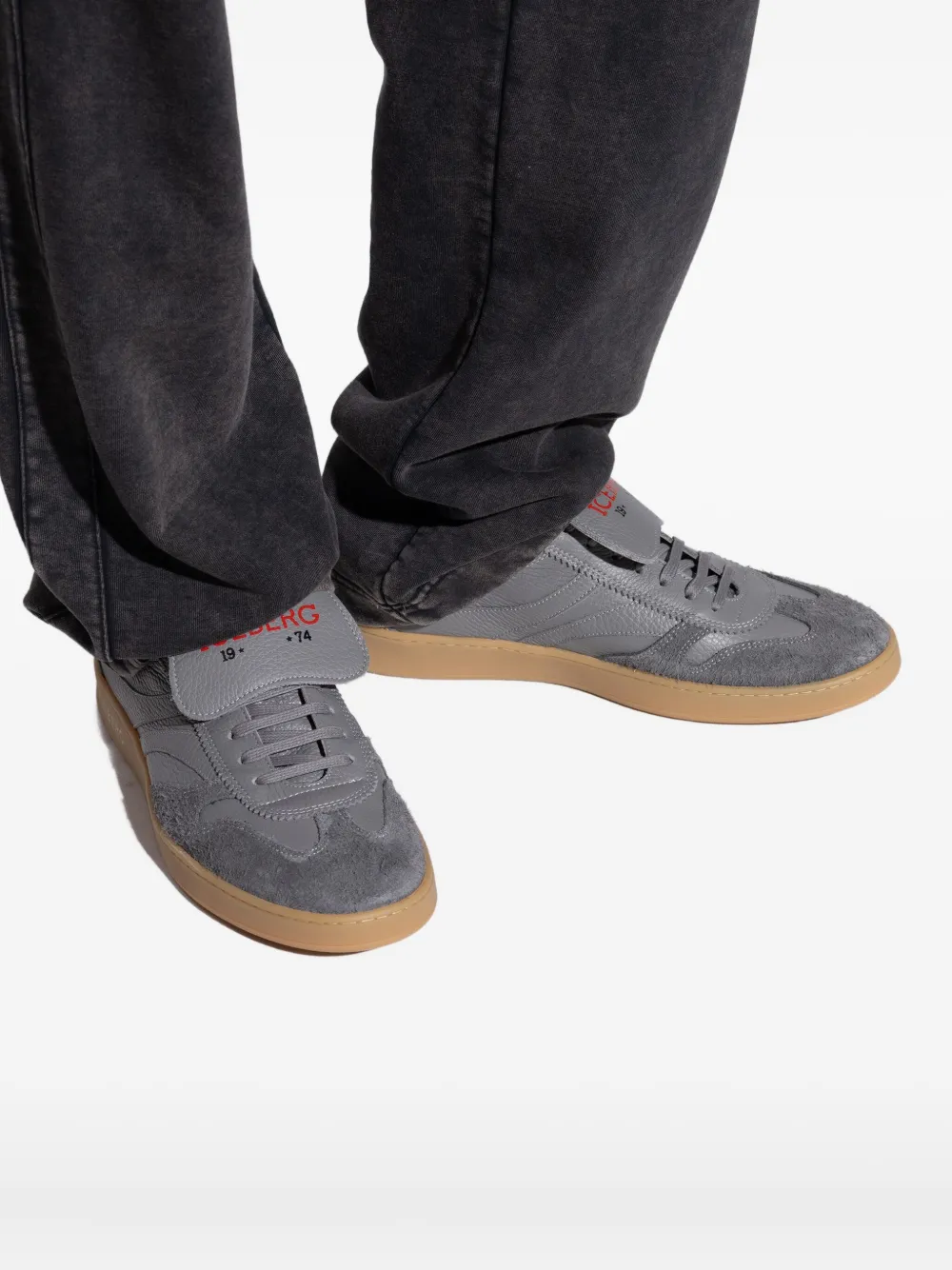 Iceberg Sneakers met suède vlakken Grijs