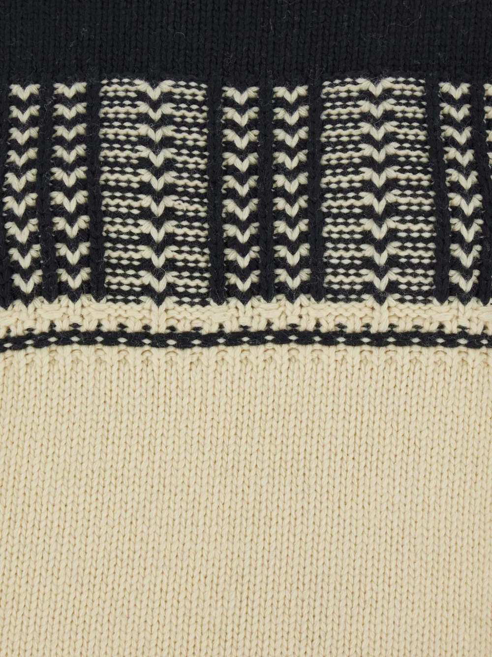 Low Classic Black And White Crew Neck Sweaterwith All-over Intarsia In Wool Woman In Neutral