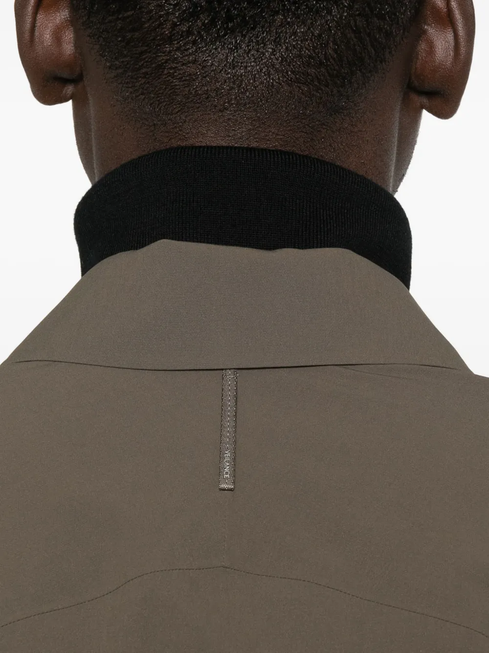 Veilance Shirtjack met klepzak Groen