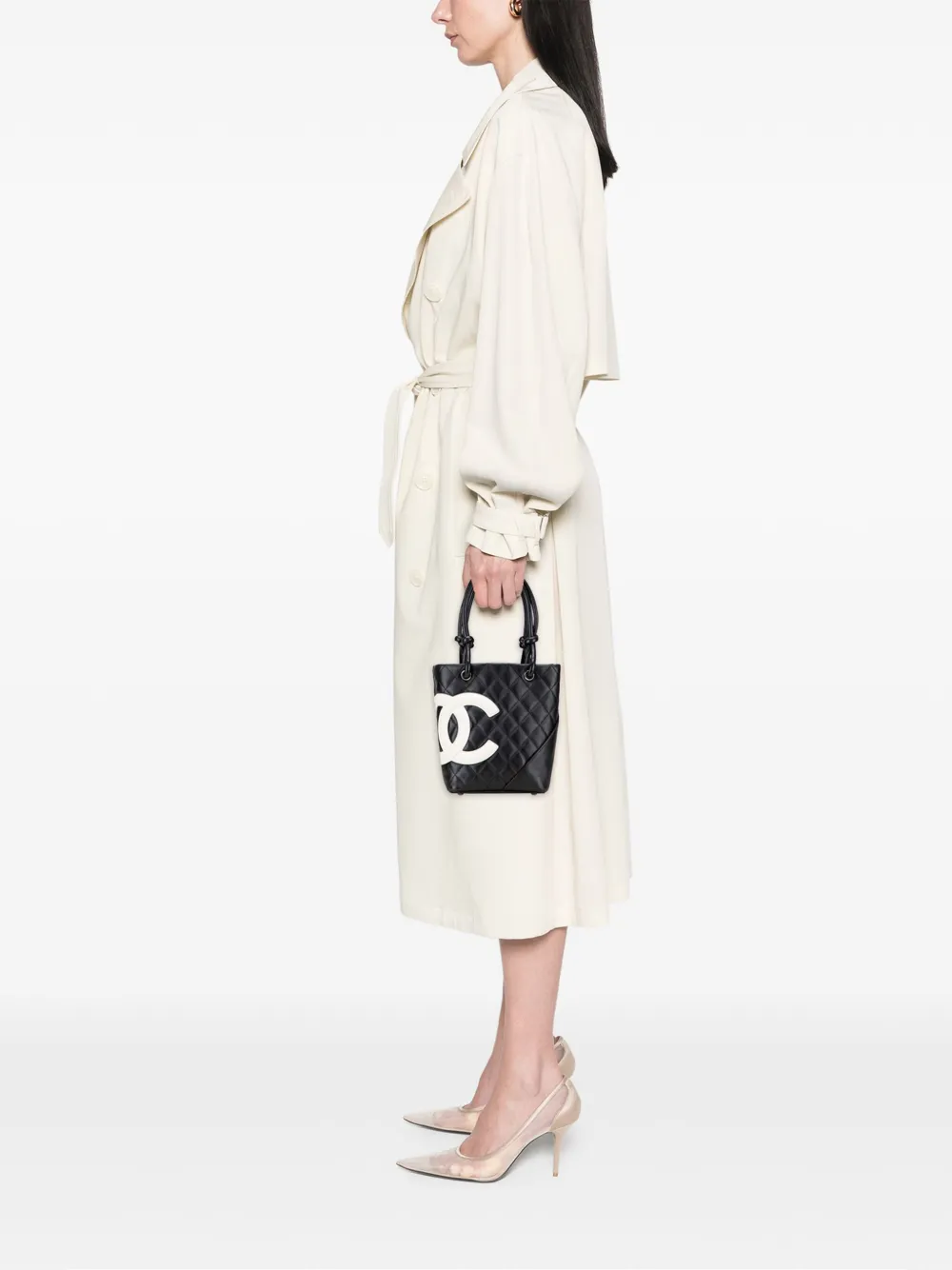 CHANEL Pre-Owned 2004-2005 Small Quilted Lambskin Cambon Ligne tote bag | Pre-Owned | Image 2