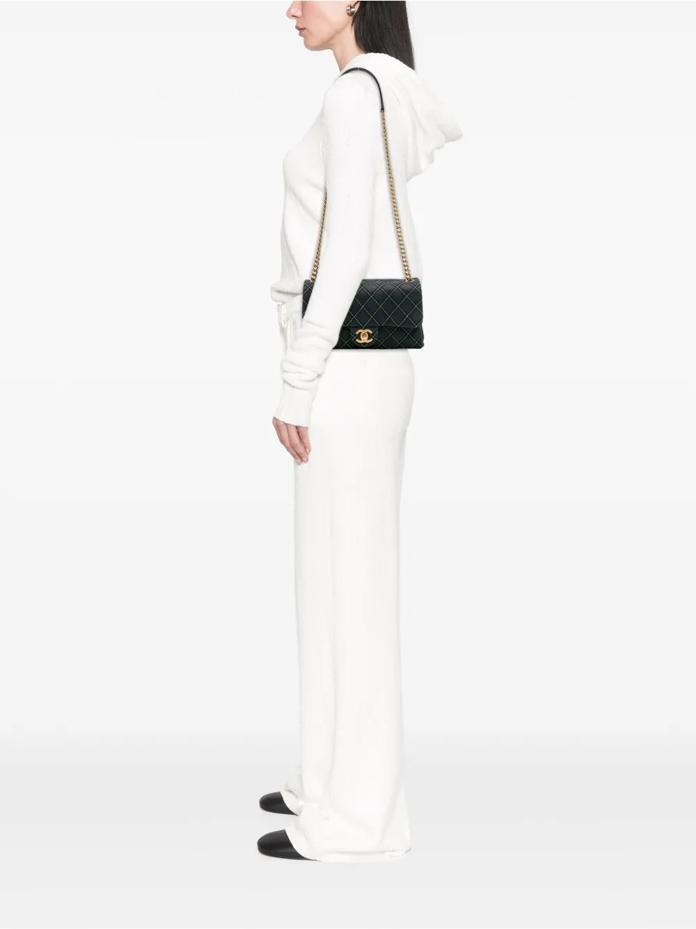 CHANEL Pre-Owned 2014 Medium Quilted Calfskin Triple Stitched Flap crossbody bag | Pre-Owned | Image 2