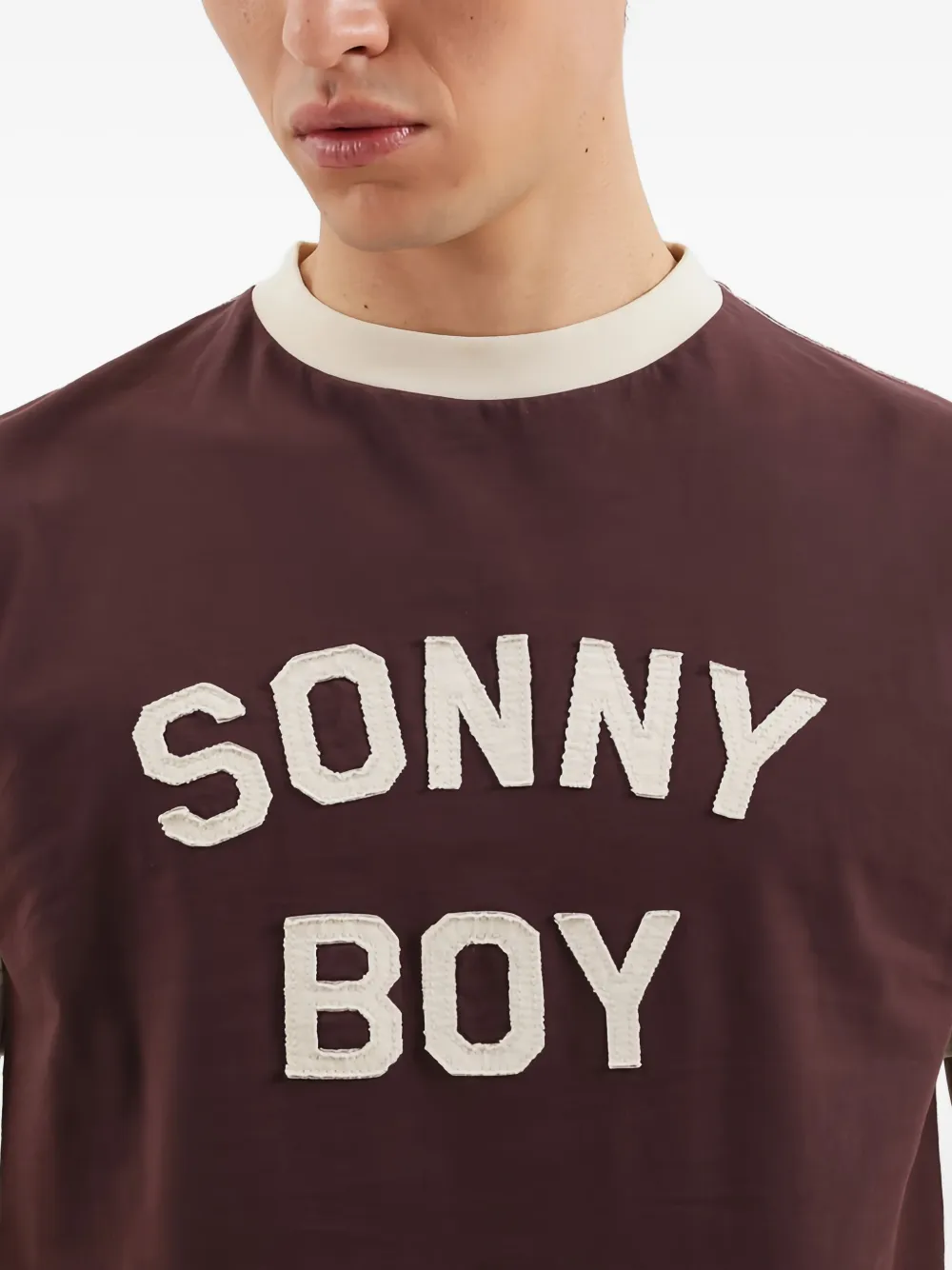 1989 STUDIO T-shirt met print Bruin