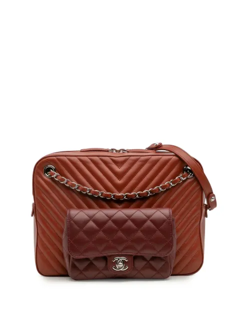CHANEL Pre-Owned 2018-2019 Paris-Hamburg Small Chevron Calfskin Double Camera Case crossbody bag