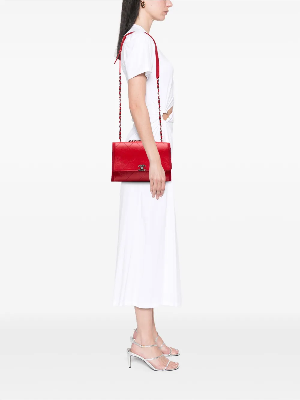 CHANEL Pre-Owned 2018 CC Quilted Crumpled Calfskin and Grosgrain Flap crossbody bag | Pre-Owned | Image 2