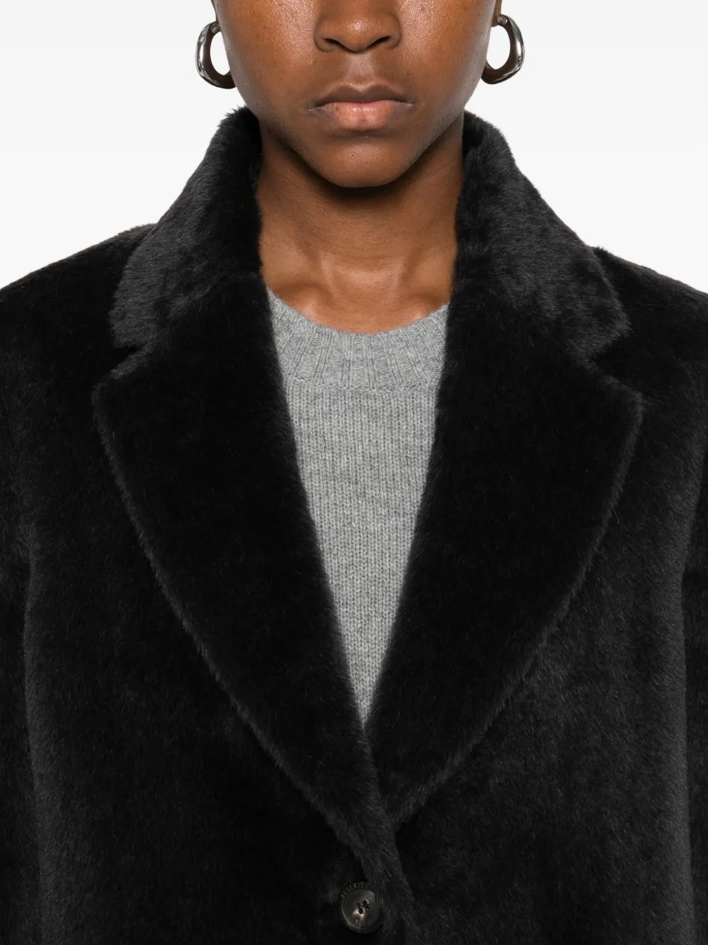 Peserico Notched-lapel Buttoned Coat In Black