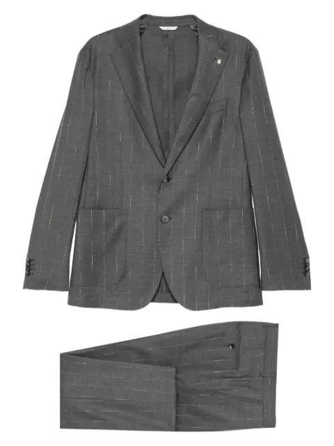 Manuel Ritz traje con botones