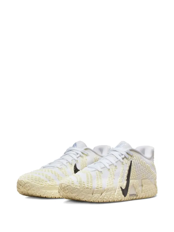 Nike スニーカー ホワイト ja3 Nike Ja 3 スニーカー | ホワイト | FARFETCH JP