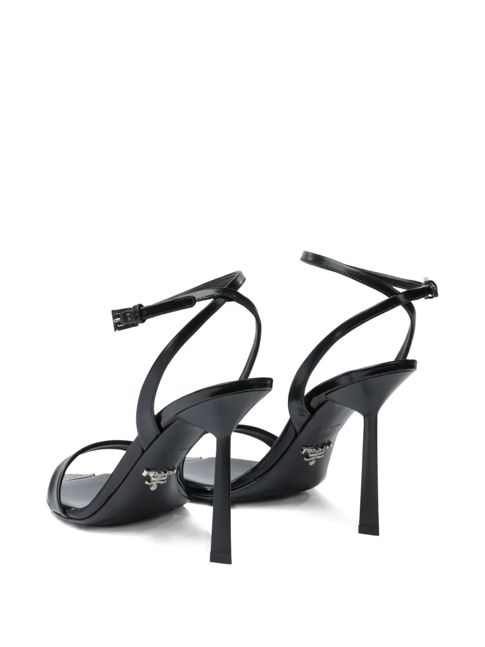 Prada 100 mm pumps met enkelbandjes en puntige neus Zwart