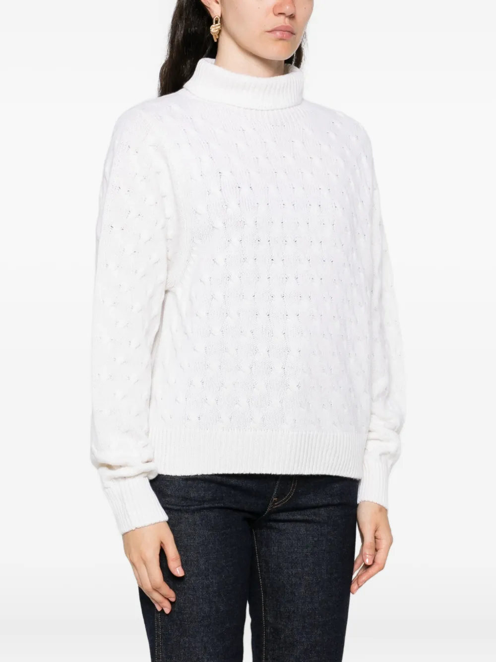 Tabaroni Cashmere Cable-knit Sweater In White