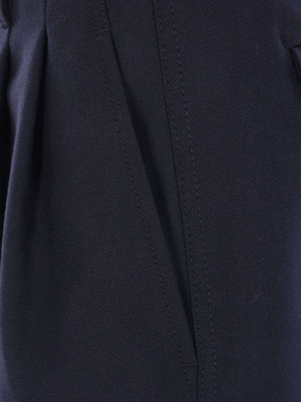Comme Des Garçons Shirt Double Pleats Darted Shorts In Blue
