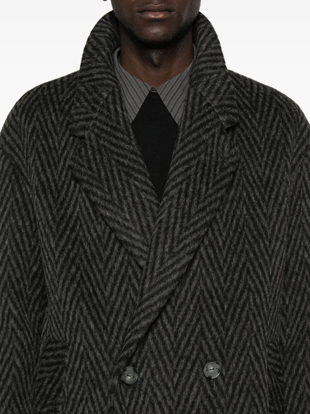 Hevo Double-breasted Herringbone Coat In Black