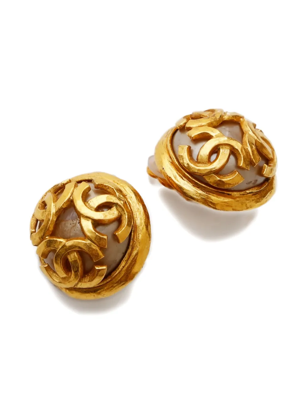 Pre-owned Chanel 1994 Coco Mark Clip-on Earrings In Gold