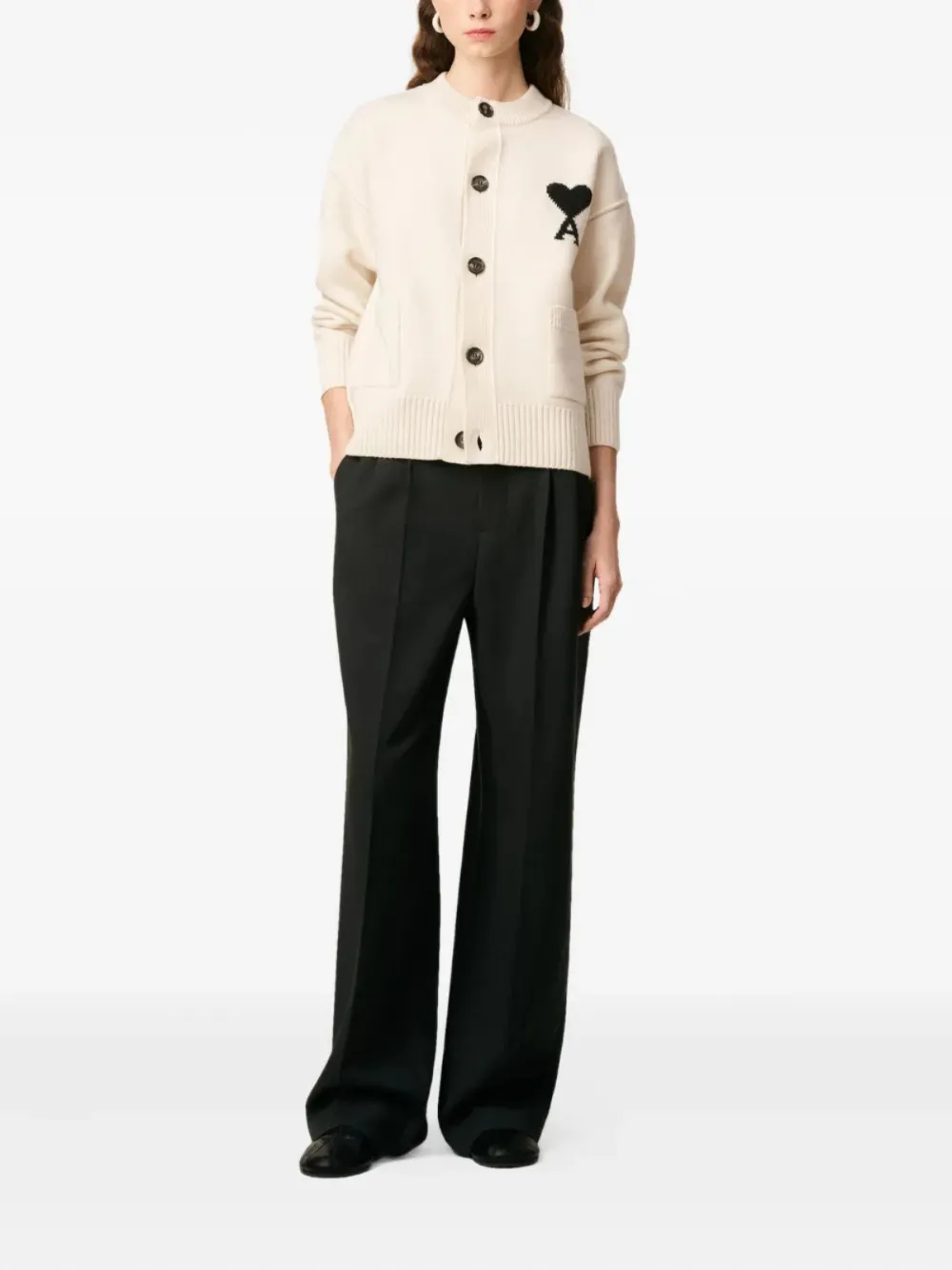 AMI Paris Ami de Coeur vest Beige