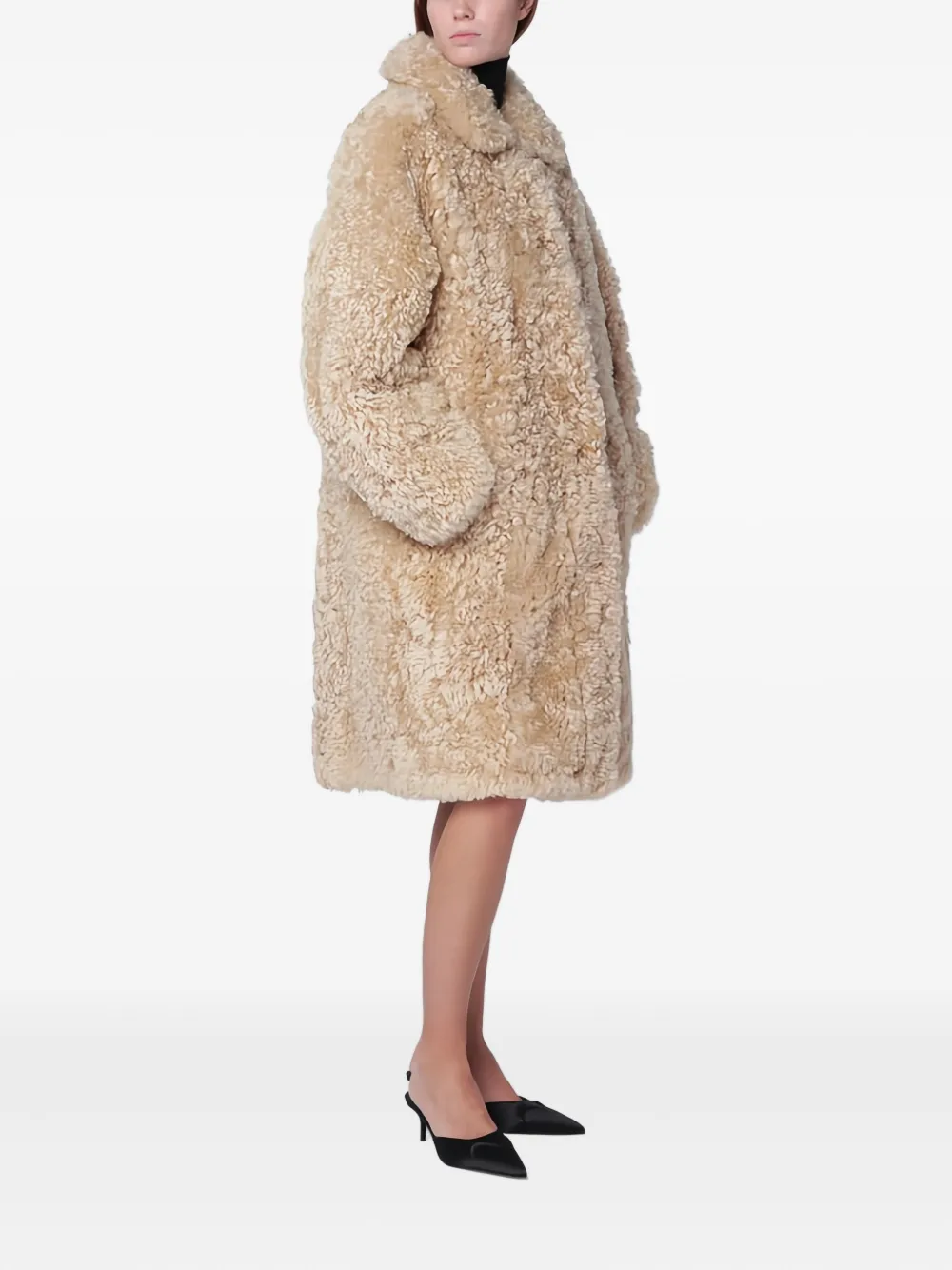 SWD BY S.W.O.R.D. Camille Cocoon coat | Faux Fur & Shearling Coats | Image 2