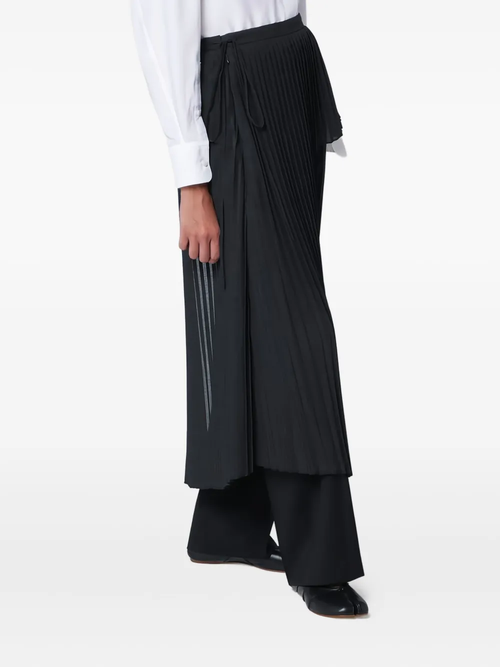 Mark Kenly Domino Tan Pleated Wrap Skirt In Black