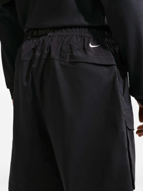 Nike ACG Smith Summit カーゴショーツ | ブラック | FARFETCH JP