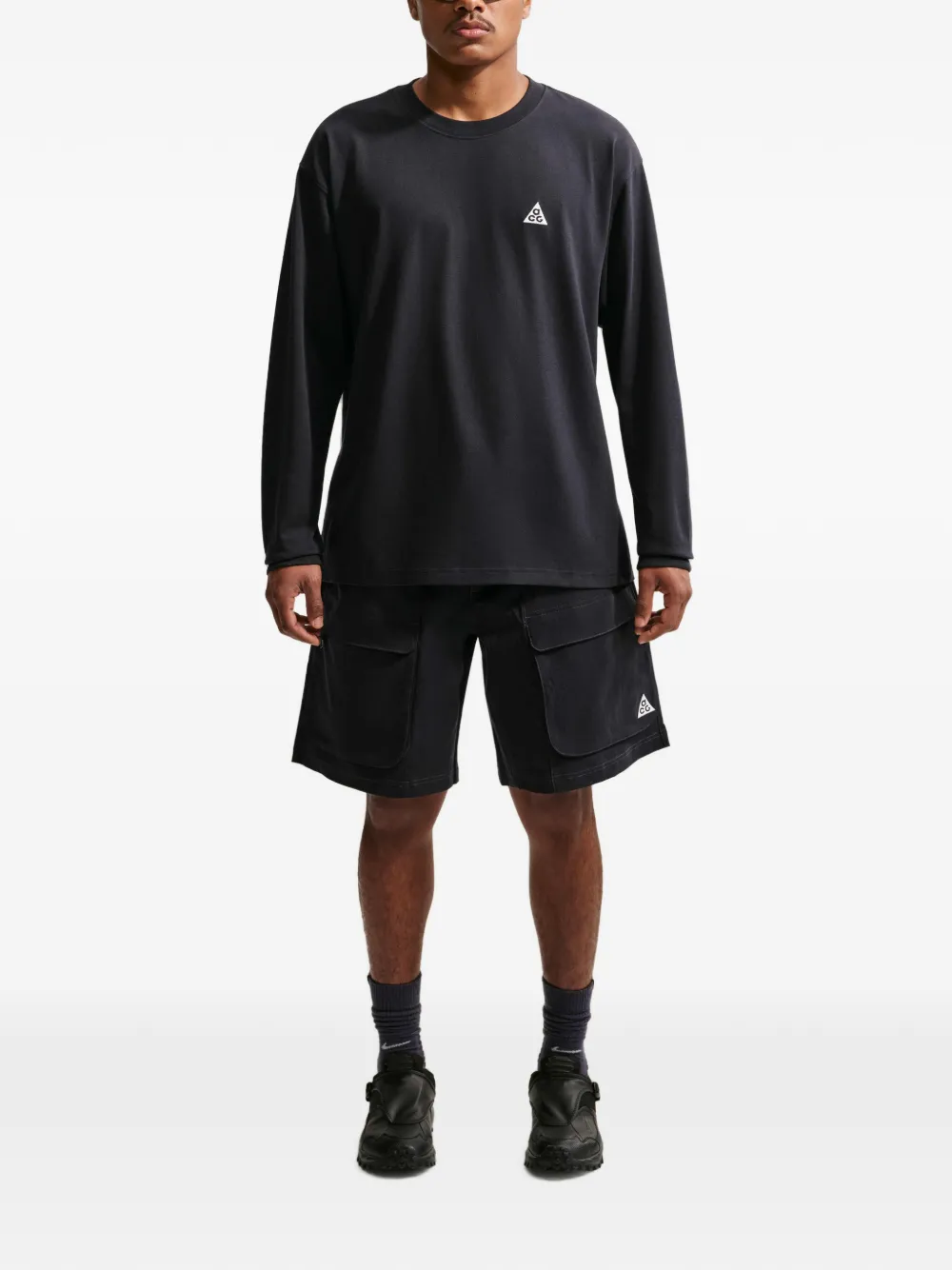 Nike ACG Smith Summit cargo shorts Zwart