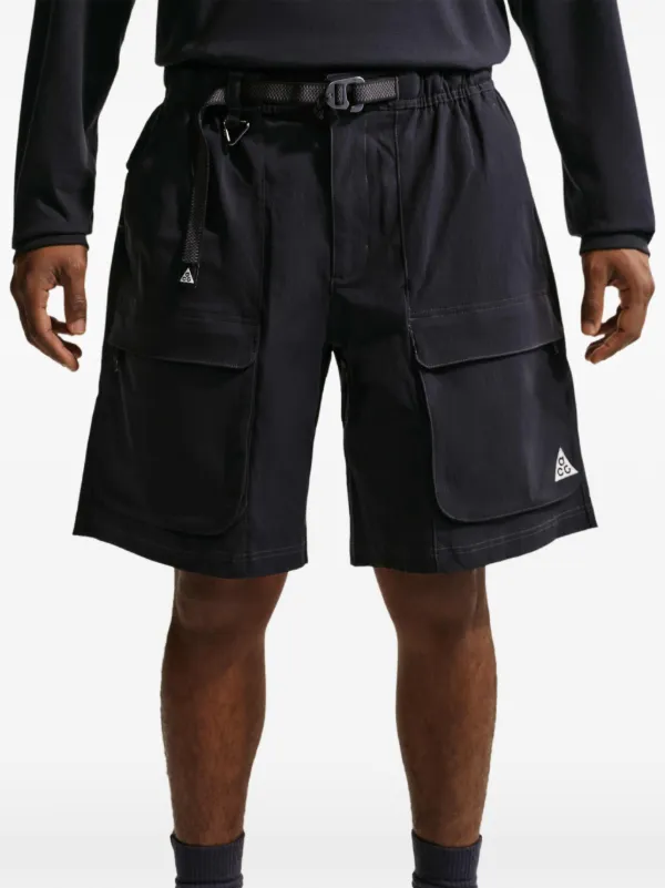 Nike ACG Smith Summit カーゴショーツ | ブラック | FARFETCH JP