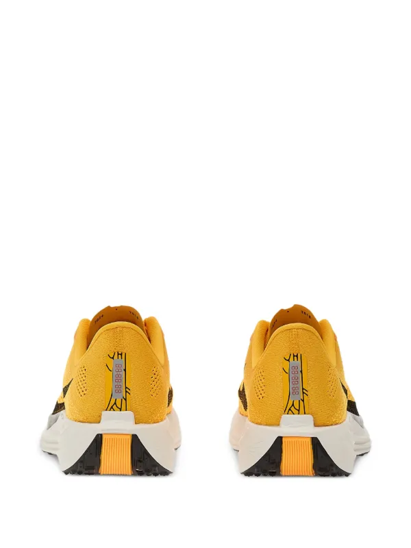 Nike Pegasus Plus LV8 スニーカー | オレンジ | FARFETCH JP