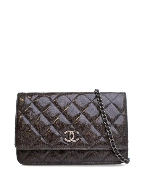 CHANEL Pre-Owned 2014 CC Quilted Shiny Crumpled Calfskin Wallet on Chain crossbody bag