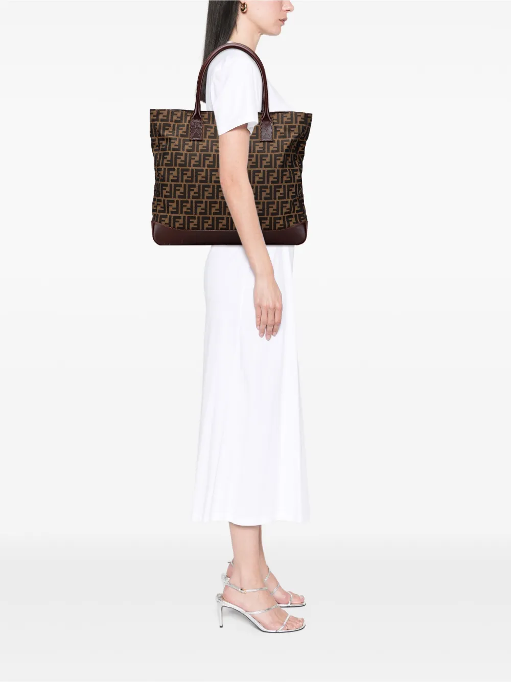 Fendi Pre-Owned 2000-2010 Large Zucca Canvas tote bag | Pre-Owned | Image 2