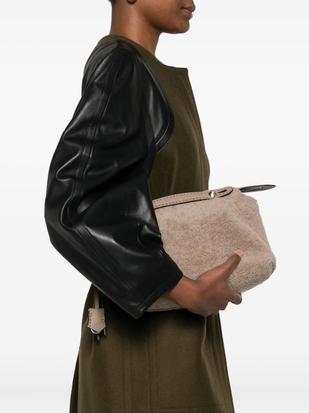 Fendi Leather Shoulder Bag In Neutral