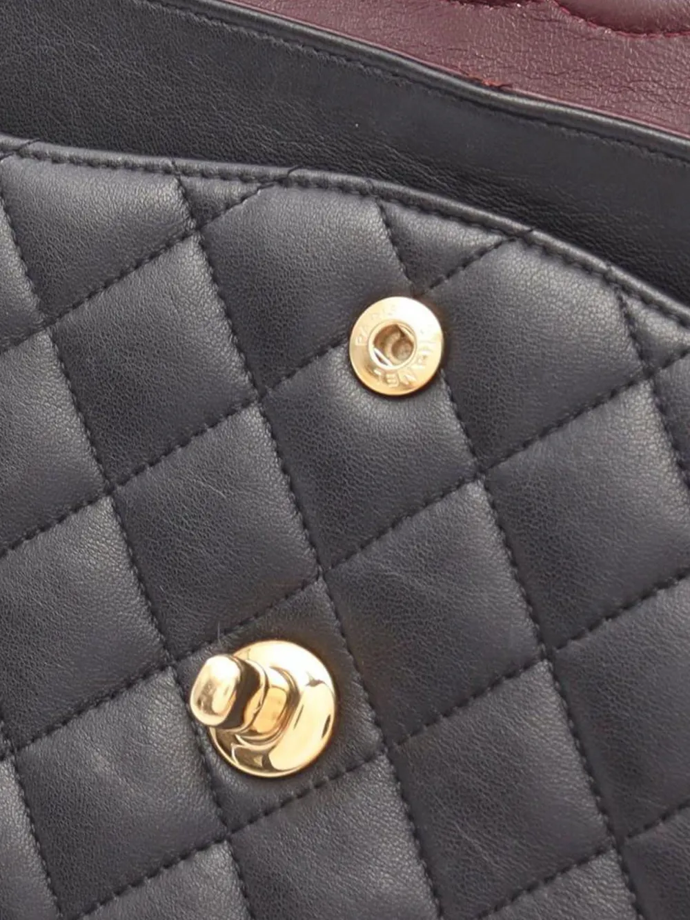 CHANEL Pre-Owned 2010-2011 Medium Classic Lambskin Double Flap shoulder bag | Pre-Owned | Image 2