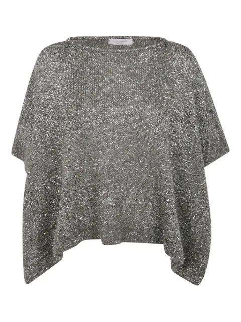 D.Exterior sequin-embellished cape