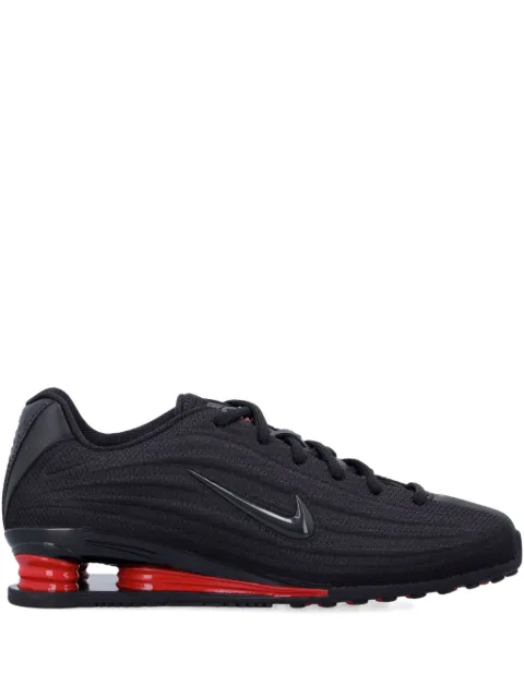 Nike Shox Z swoosh detail trainers