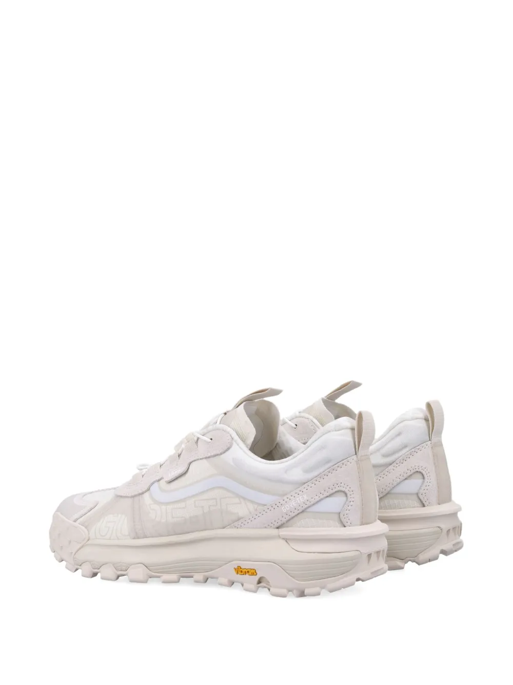 Vans Mte Crosspatch Xc Sneakers In Neutral