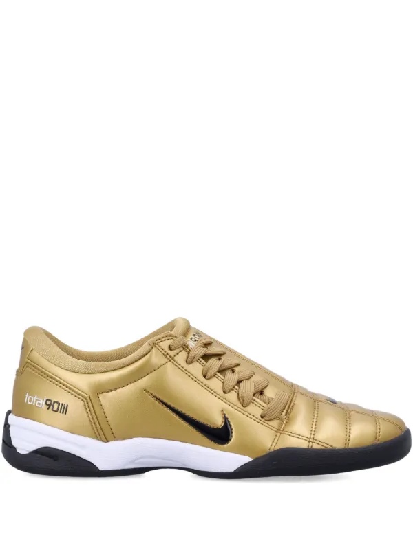 Nike Total 90 キルティング スニーカー | ゴールドトーン | FARFETCH JP