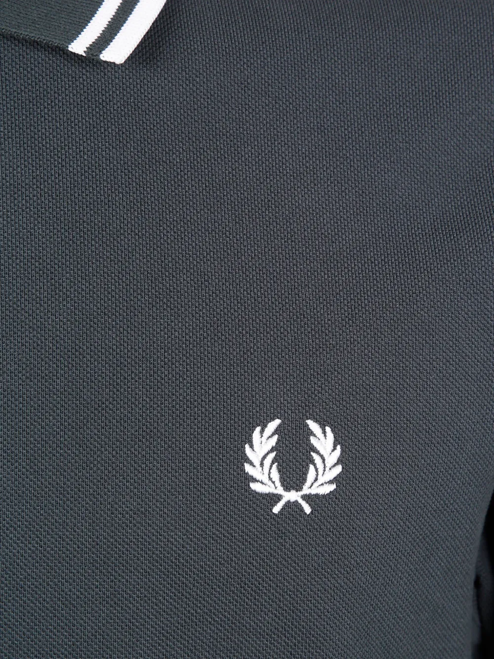 Fred Perry Logo-detail Polo Shirt In Gray