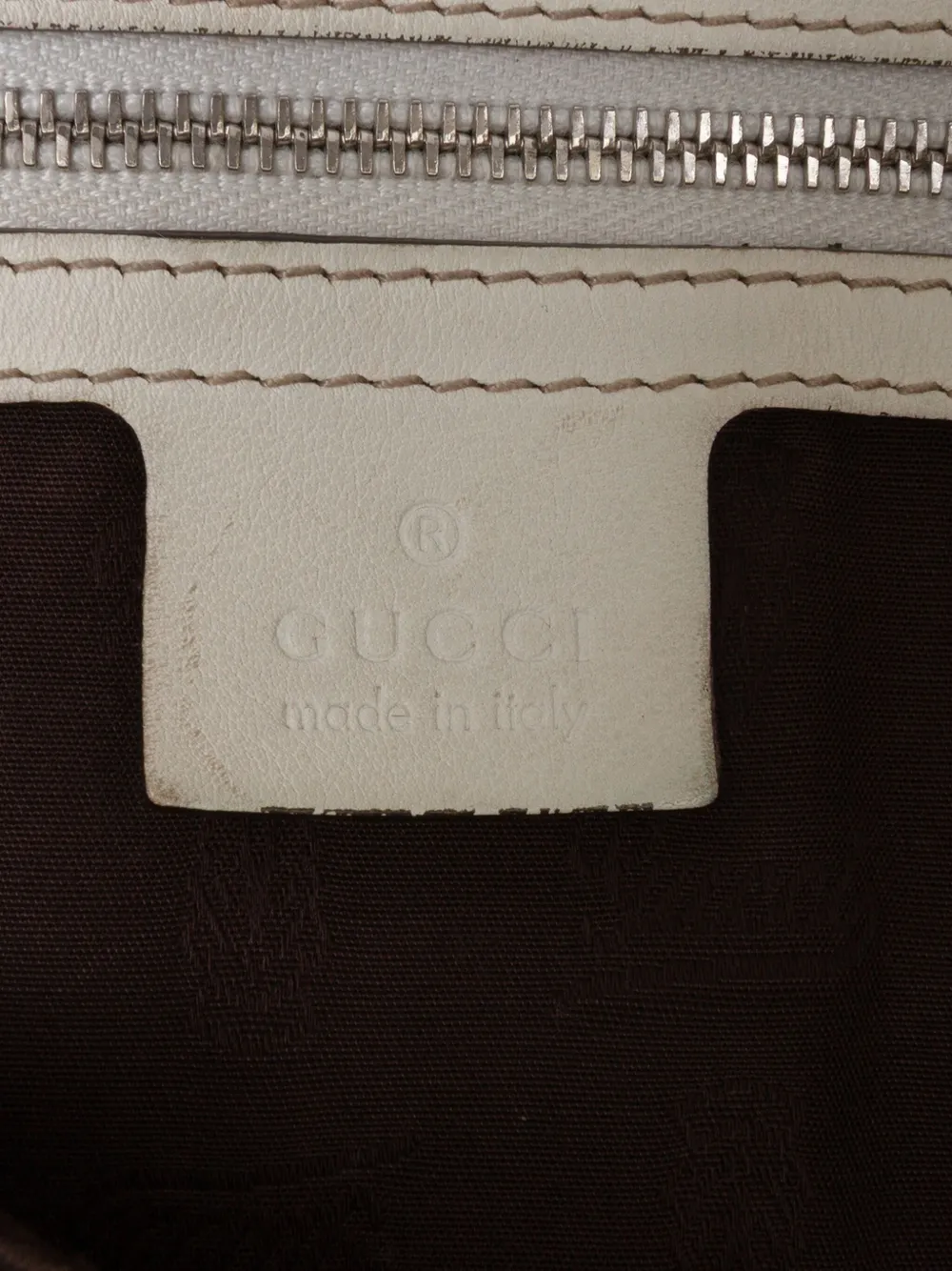 Pre-owned Gucci 2016-2025 Ssima Icon Bit Tote Bag In White