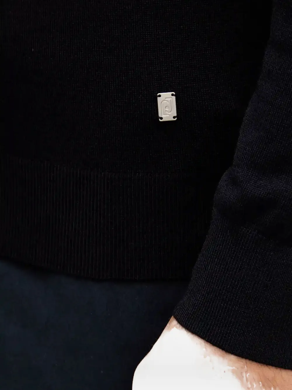 Liu •jo Logo-plaque Roll-neck Sweater In Blue