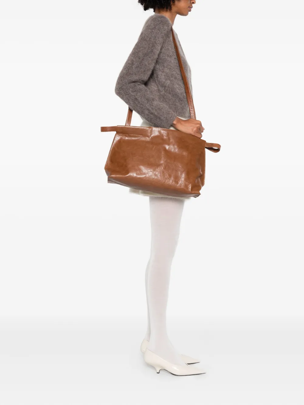 Bea mombaers leather shoulder bag - Bruin