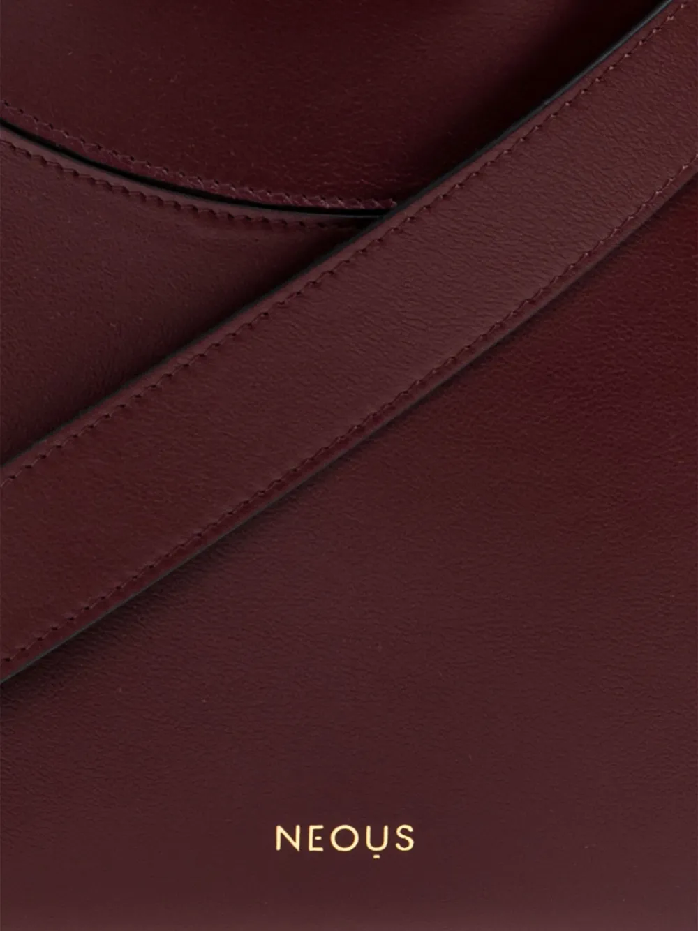Neous Pavo 2.0 Leather Tote Bag In Red