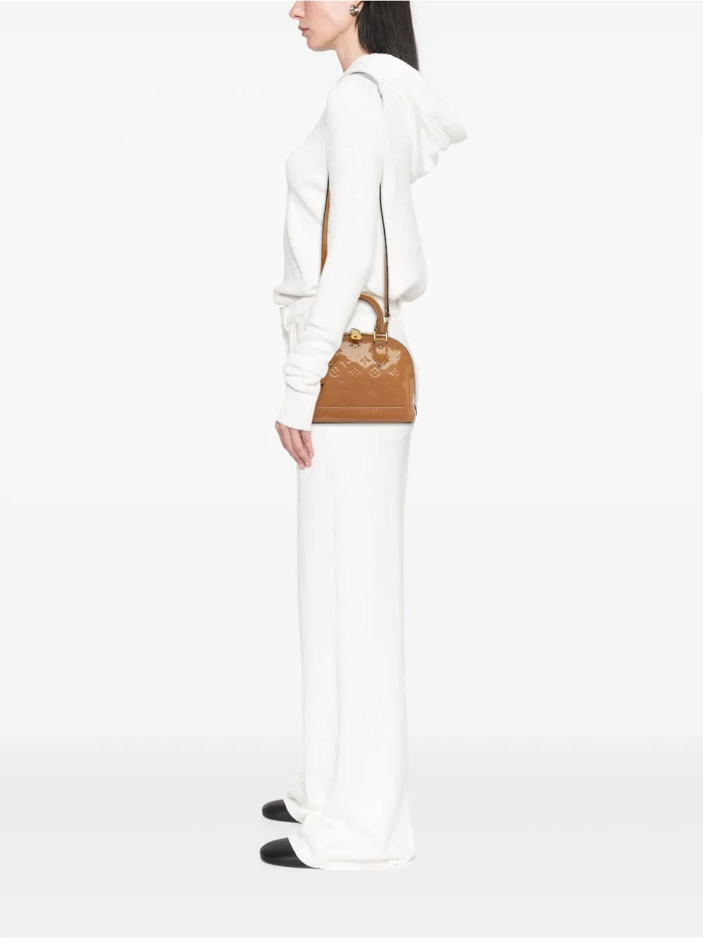 Louis Vuitton Pre-Owned 2013 Monogram Vernis Alma BB satchel | Pre-Owned | Image 2