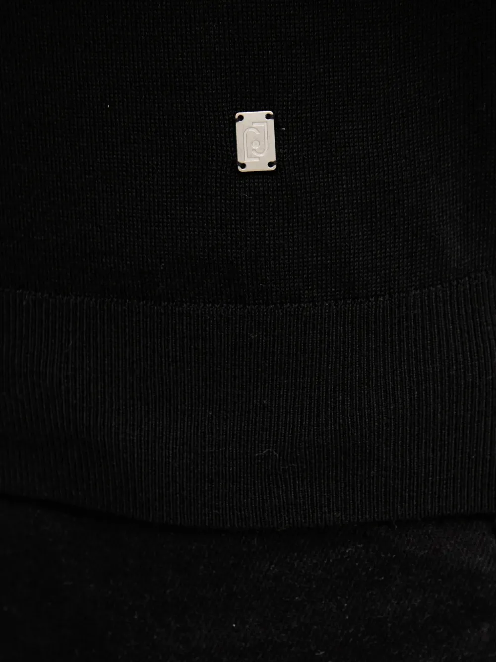 Liu •jo Crew-neck Logo-plaque Sweater In Black