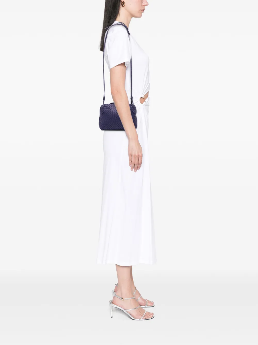 Bottega Veneta Pre-Owned شنطة كروس 'نوديني' جلد لين متوسطة بسحاب مزدوج وتصميم إنترشياتو 2012-2025 | كلاسيكيات | Image 2
