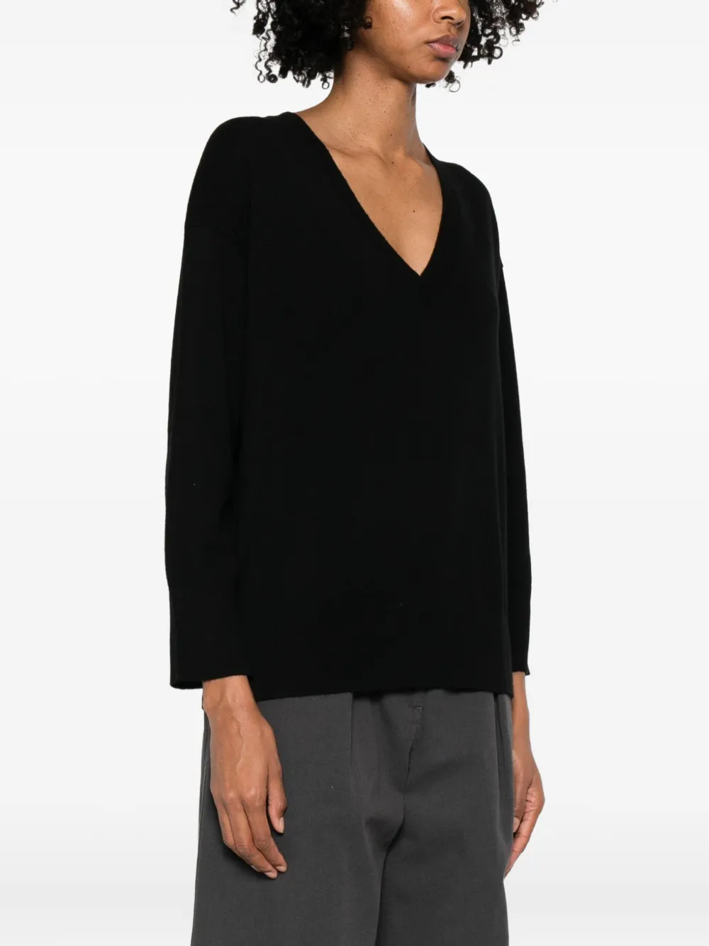  Beyou V-neck Sweater - Black 