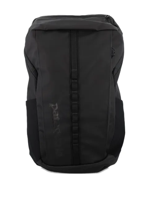 Patagonia mochila con detalle de logo