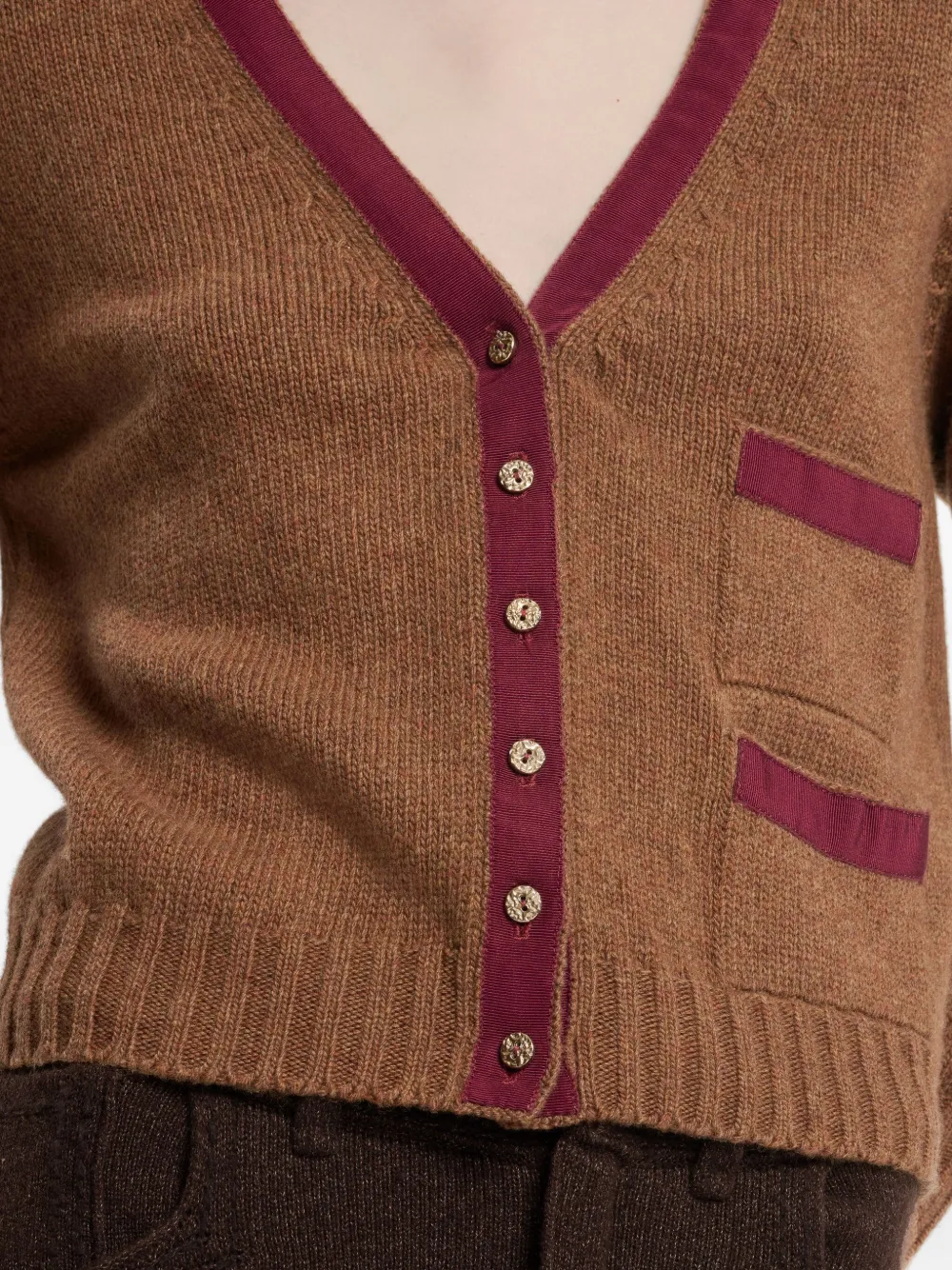 Barrie Vest met strik Bruin