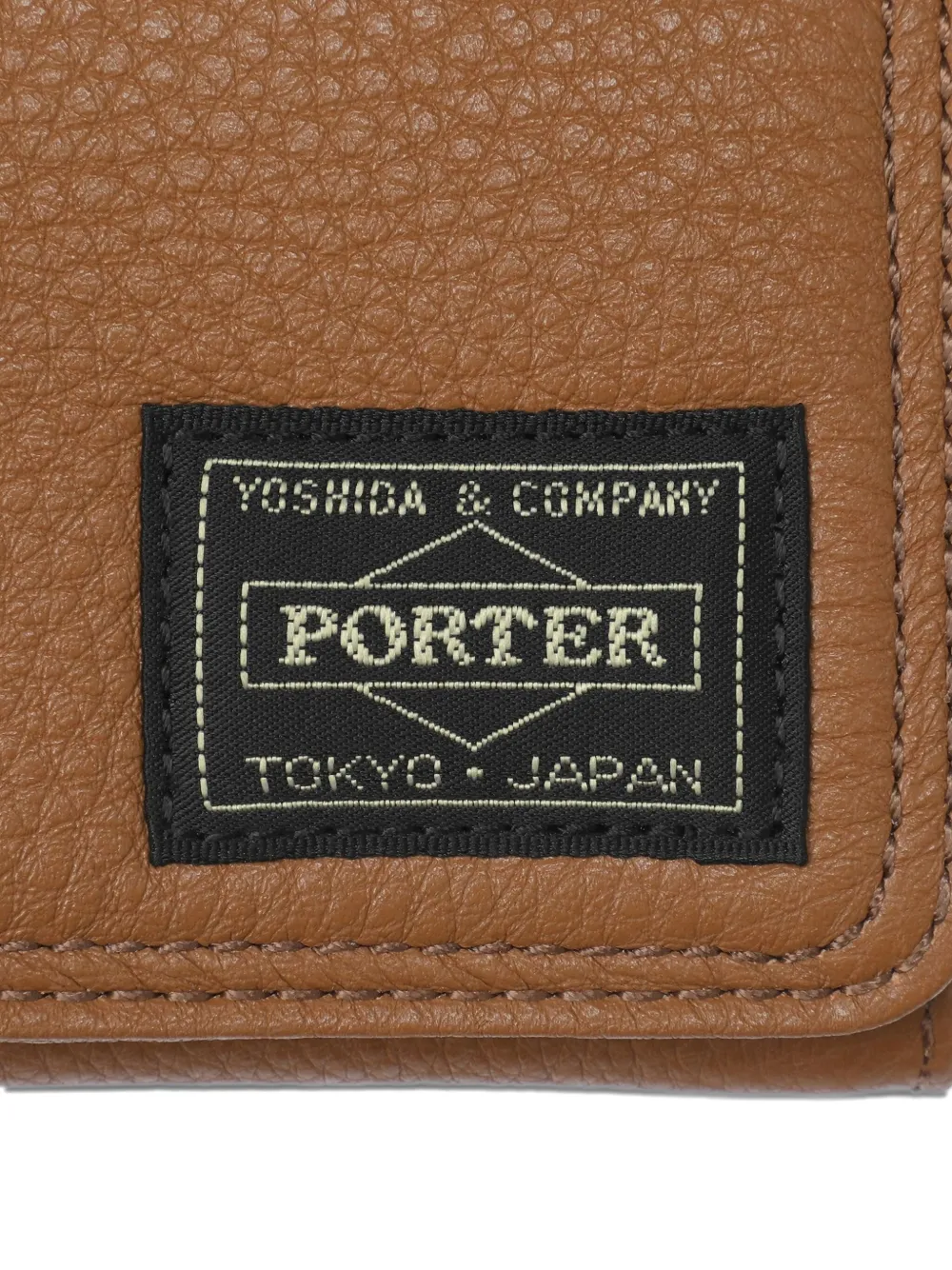 Porter-Yoshida & Co. Leren pasjeshouder Beige