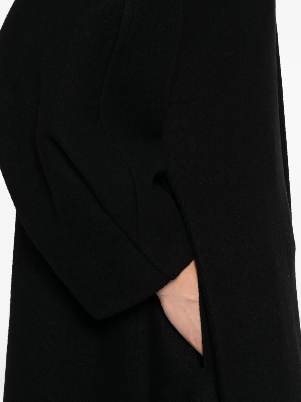 Soh Single-breasted Coat In Black