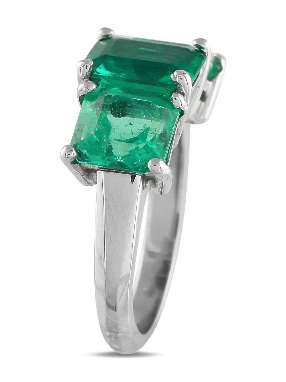 LB Exclusive emerald ring | Image 2