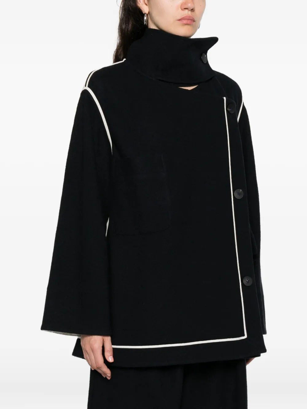 Soh Contrasting-trim Jacket In Blue
