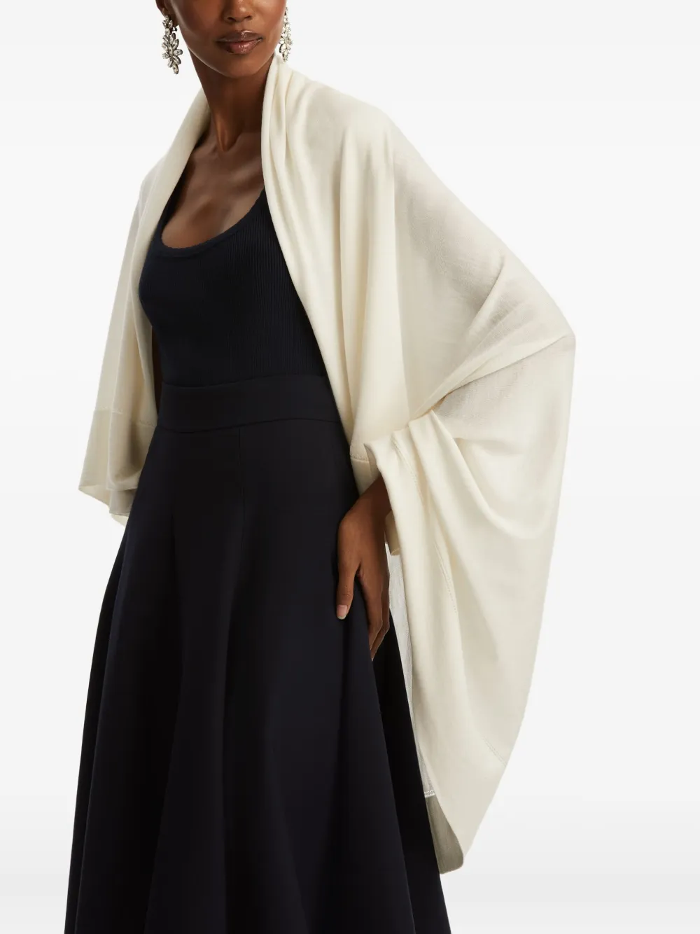 Oscar De La Renta Semi-sheer Shawl In Neutral