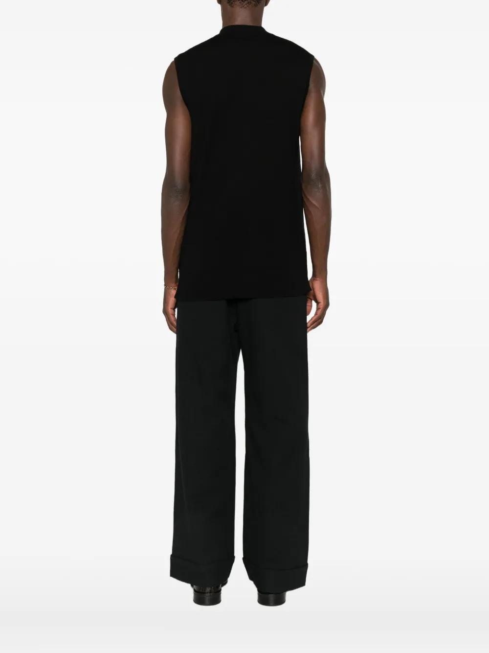 Joe Chia Loft Fine-knit Vest In Black