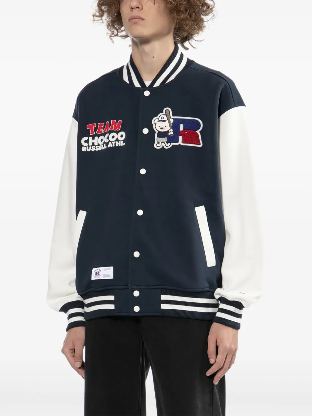 CHOCOOLATE x Russell Athletic jack met geborduurde beer Blauw